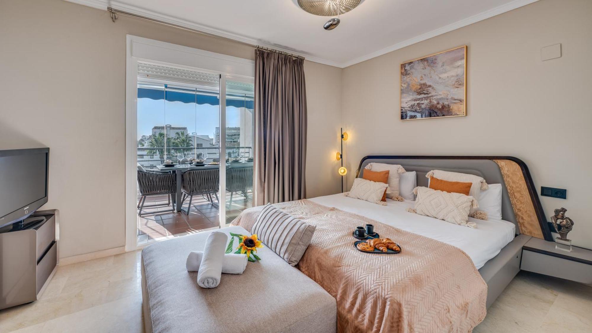 Mediterranean Dream Banus Penthouse With Seaviews