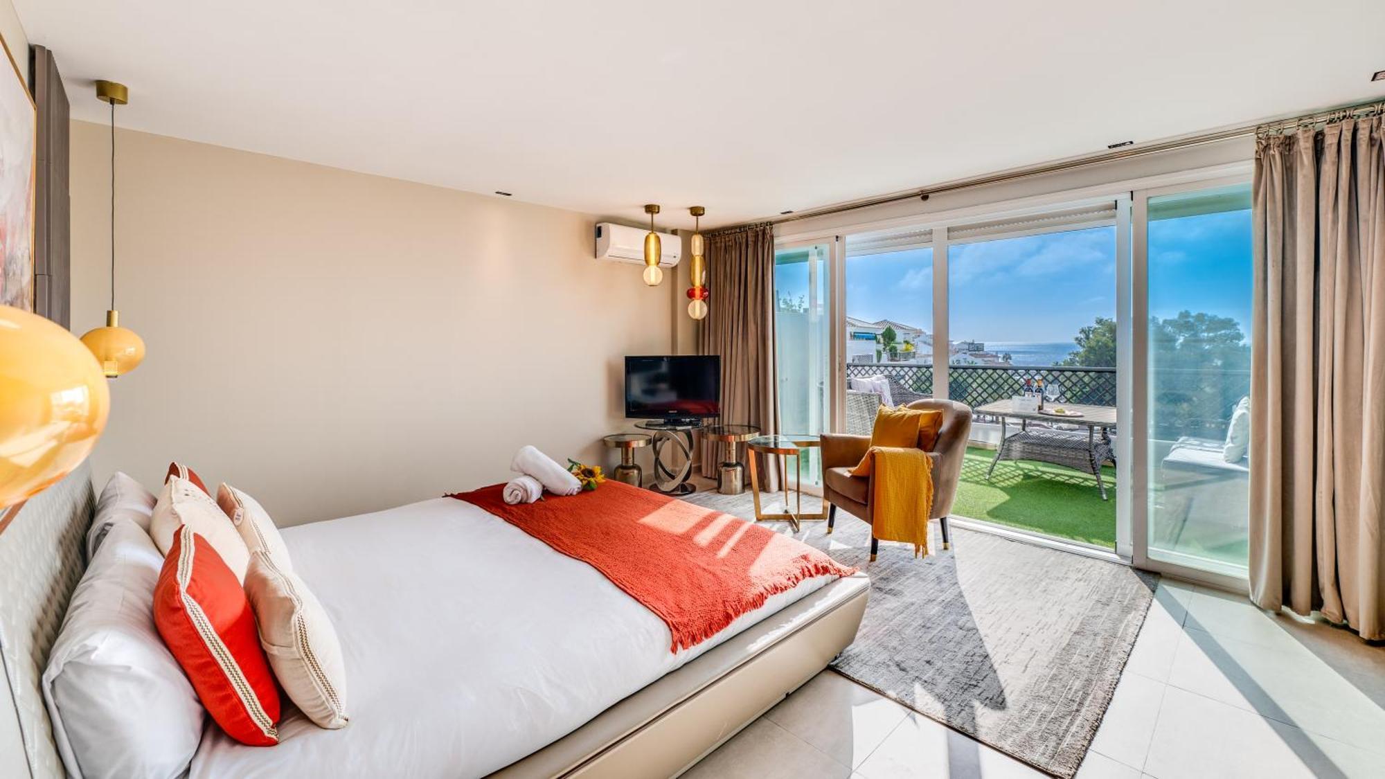 Mediterranean Dream Banus Penthouse With Seaviews Marbella