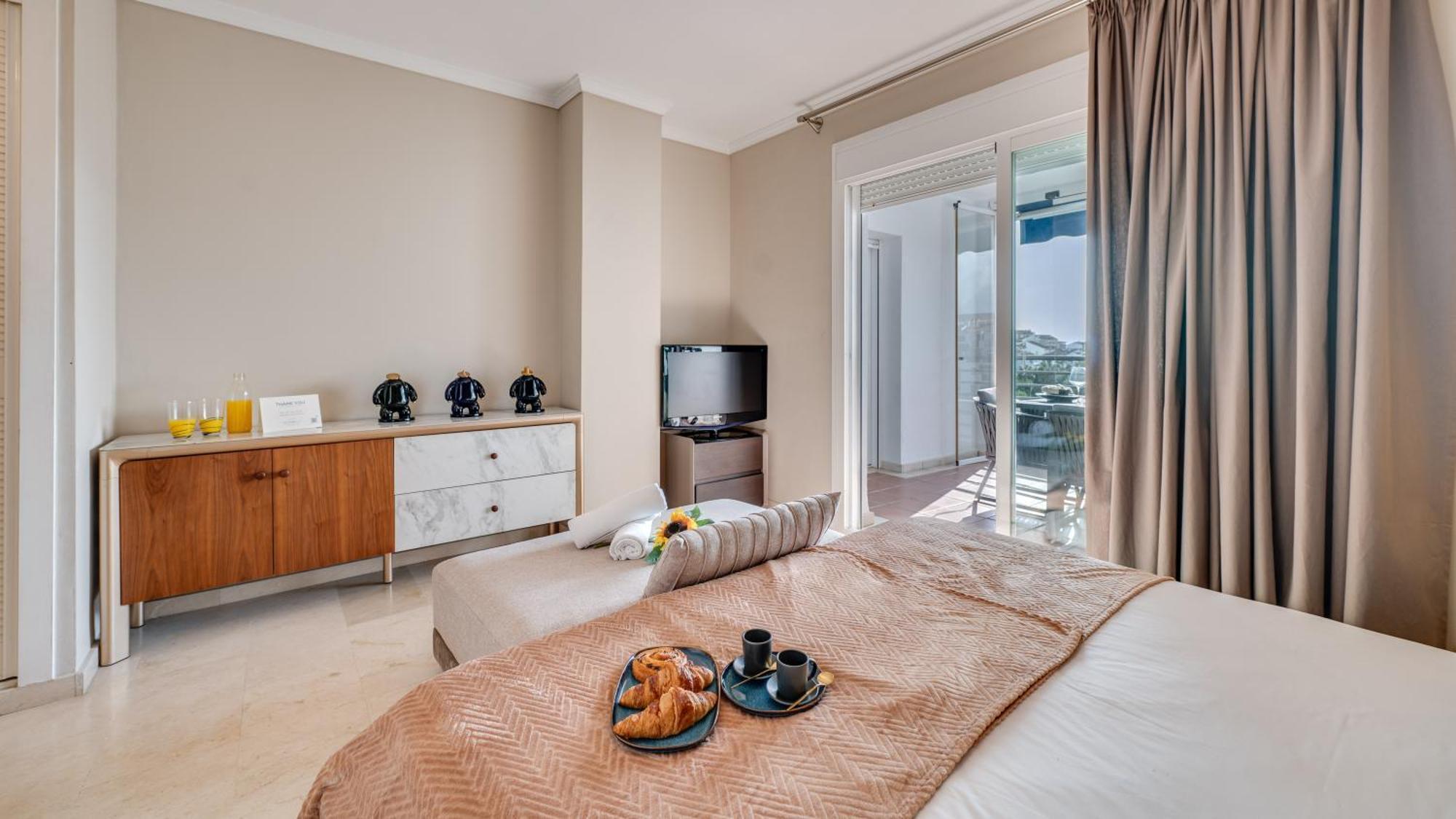 Mediterranean Dream Banus Penthouse With Seaviews
