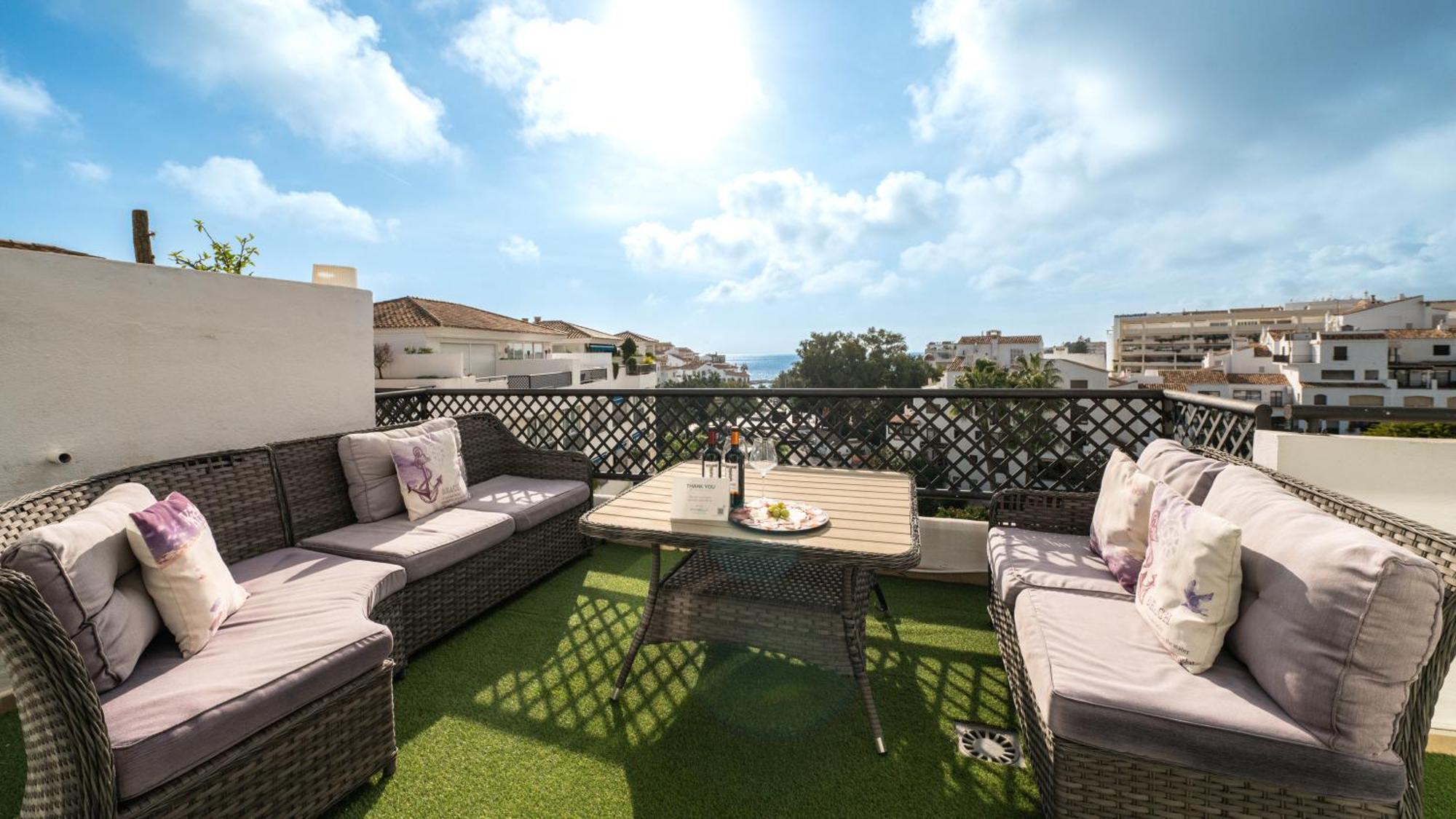 Mediterranean Dream Banus Penthouse With Seaviews