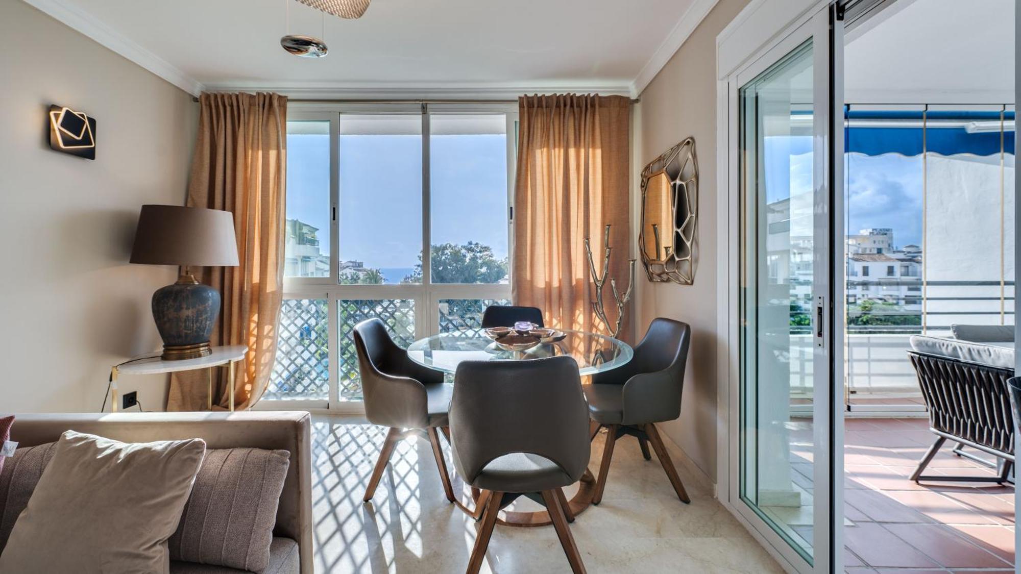 Mediterranean Dream Banus Penthouse With Seaviews Apartment *