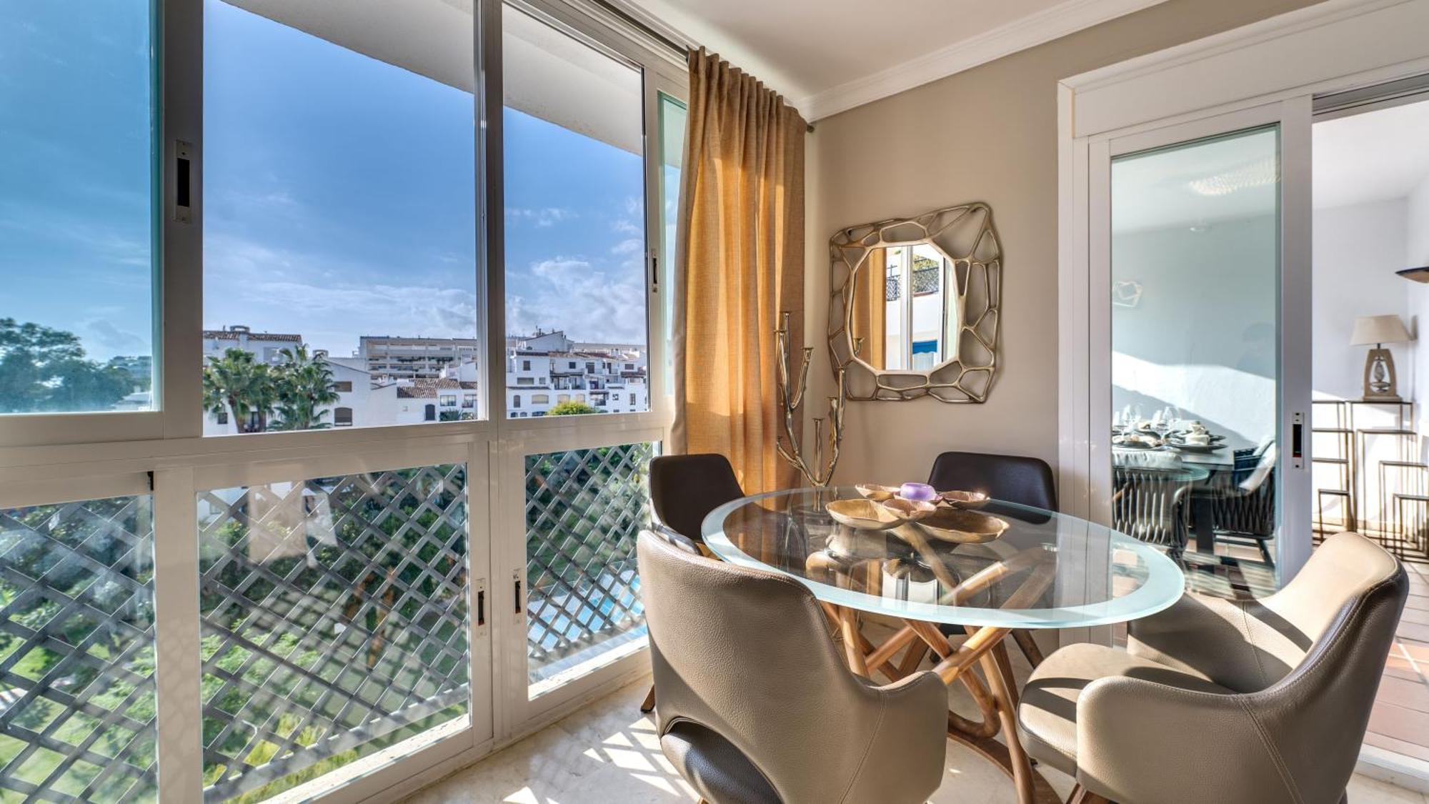 Mediterranean Dream Banus Penthouse With Seaviews *